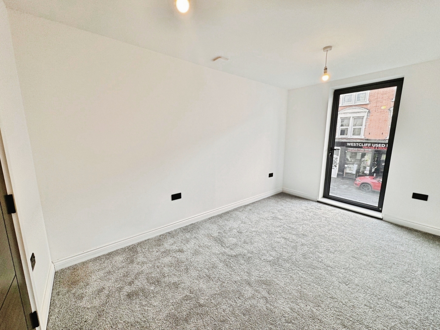 pbox-bedroom-427330.jpg